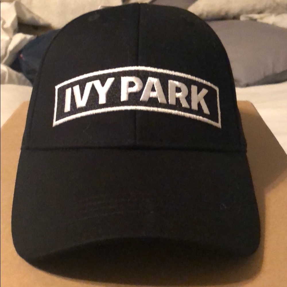 Ivy park hat